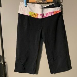 Lululemon Black and Multicolor Waistband Bottoms